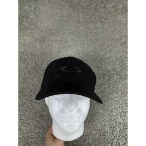 Oakley Hat Cap Fitted Mens Large Extra Large Black Flexfit Athletic Golf Logo